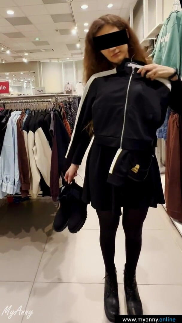 MyAnny: Risky blowjob and facial in a store fitting room