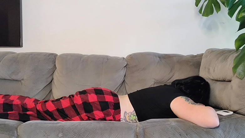 Julia Ryan: Esconde-esconde