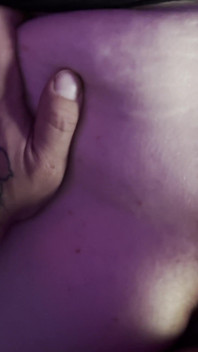 Sora vitregă vrea anal dur în videoclip cu stepbro Maxxx Steele