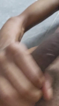 Masturbace v koupelně
