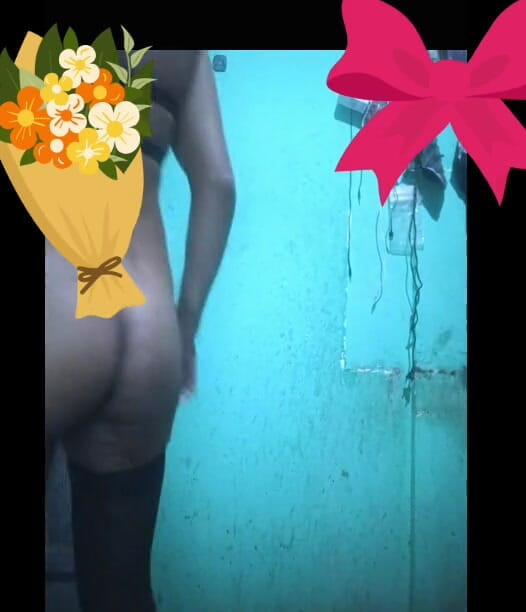 Assam 93: Desi indiska Sissy Ass skakar, Prolaps ut, Webbkamera Assam93