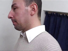 Milf in Love: Blonďatá zralá děvka chce vzít 2 ptáky!