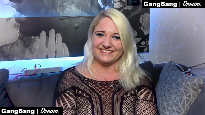 GangBang-Dream: Dolgun Alman Eşi Jessie - İlk Creampie Gangbang