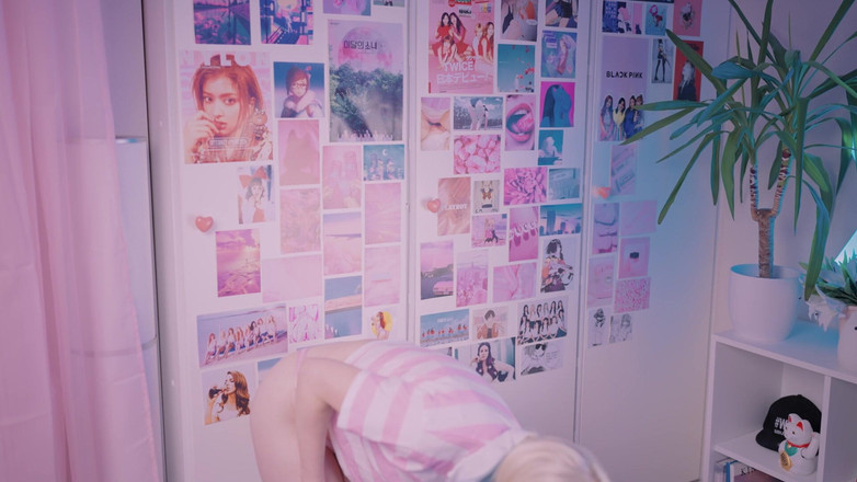 Jolie Lyon: Les amis de mon frère utilisent tous mes trous