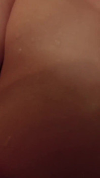 Asian Stepdaughter Seduces Stepdad in Shower P1