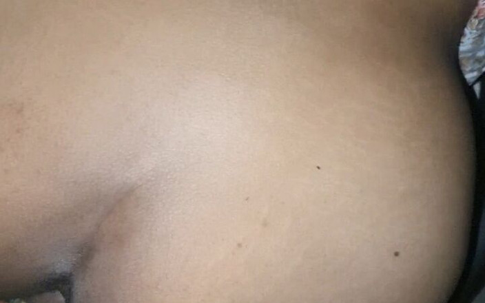 Kkarannluv: 私のインド人の友人とファック