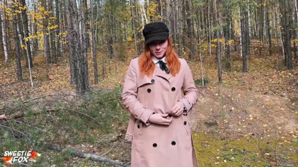 Sweetie Fox: Une étudiante rousse se fait sucer et baiser par un camarade...