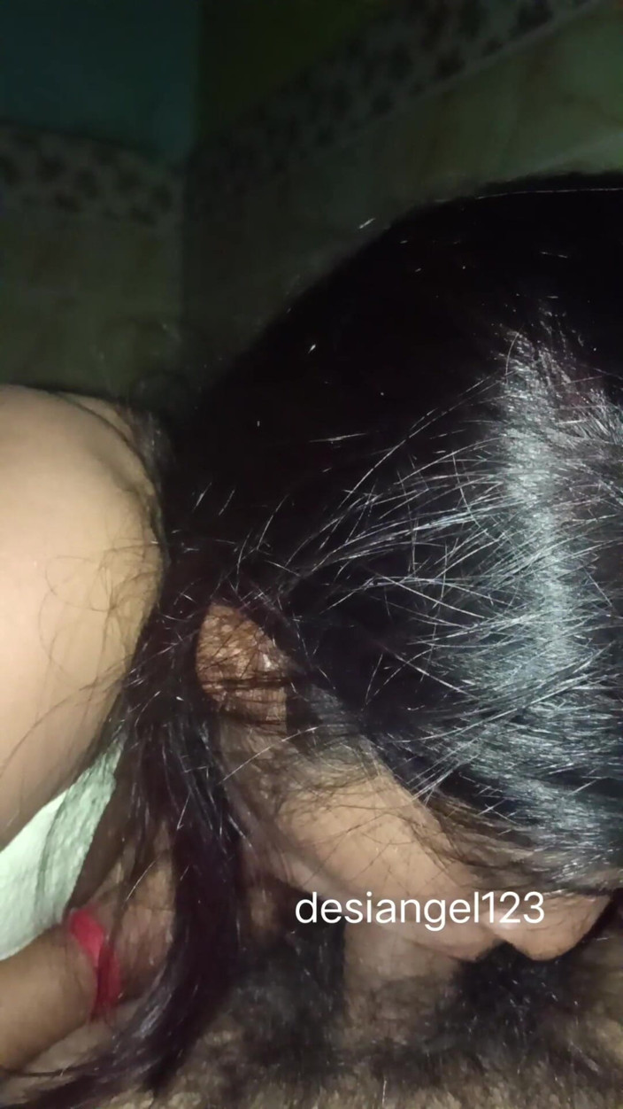 Desiangle: Bhabhi ger en sensuell avsugning och omvänd Cowgirl knull som...