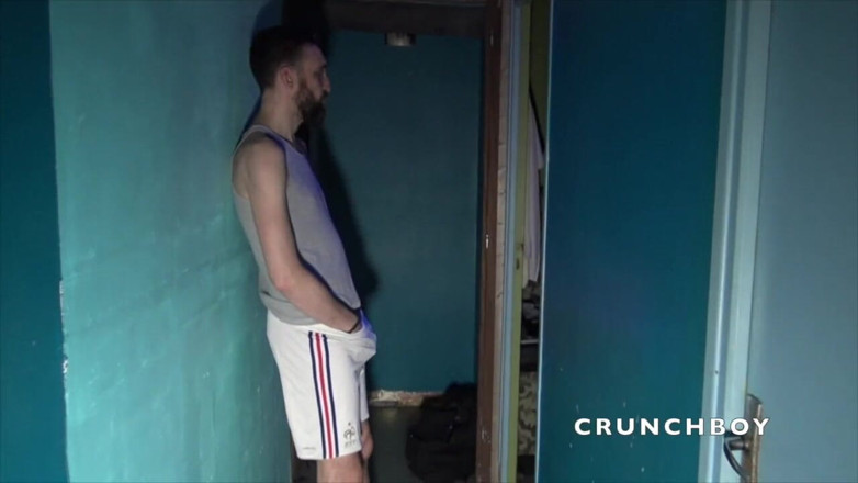 New hard bareback generation: Frnech slut creampiaed by xxl cokc in jockstrap