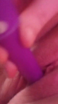 Solo Play of Pussy