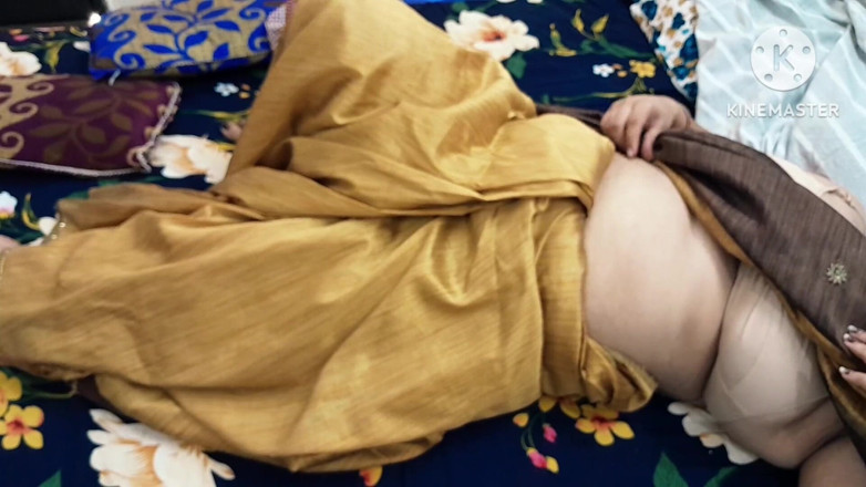 Salmaan001: Sexy Hot Masi Wants to Hardcore in Hindi