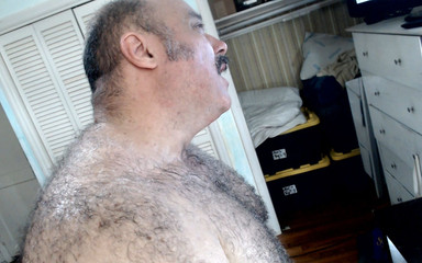 BullMuscleJoe: Bullmuscle e la sua artificiale di nuovo!