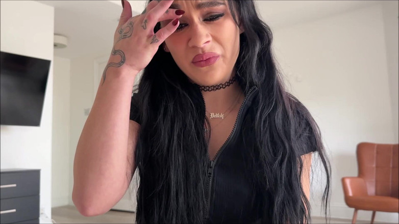 Alex Adams: Heiße stiefsis erwischt mich, fotos von ihren Füßen - Delilah Dagger -...