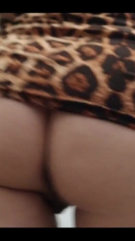 I Lift My Dress My Dress and Tempt You with My Pussy and Ass