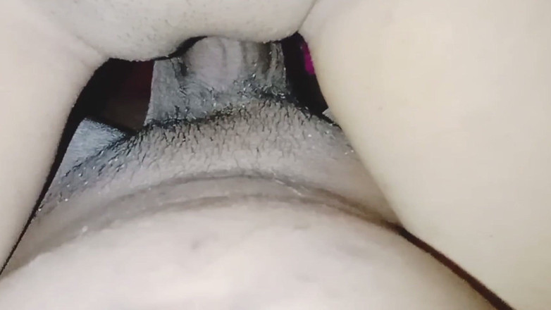 NixLeno: Rychlý sex s mojí sexy nevlastní sestrou, She's růžová kundička...