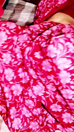 Raj porno studio: Quando ho visto la moglie del mio amico pisciare, il...