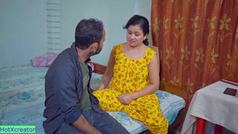 Hot creator: Молодий домовласник має еротичний гарячий секс з бідною дружиною-орендарем