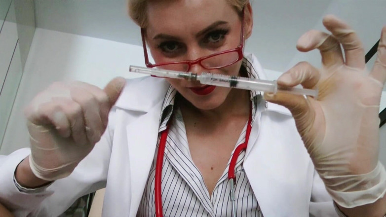 Goddess Celine: Medicație antidepresivă în nailon