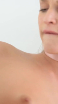 Skinny blonde teen sucks off her big muscle stepdad
