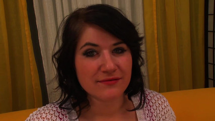 King Of Amateur: Casting nadržené brunetky