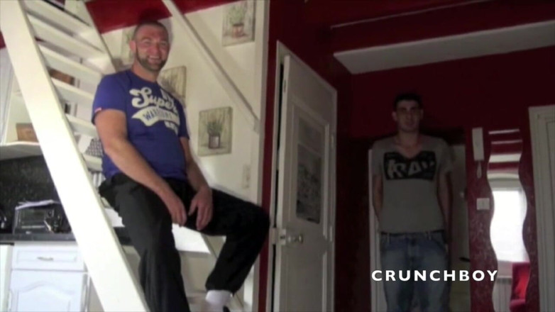 Sex humiliation with french lads: Skrajne stopy i upokorzenie stóp przez niedźwiedzia