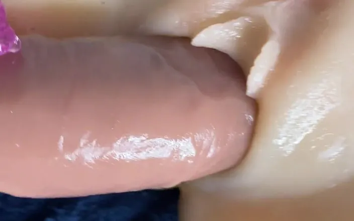 Greedy truck: Hot Brazilian Guy Fucking Latin Colombian Doll