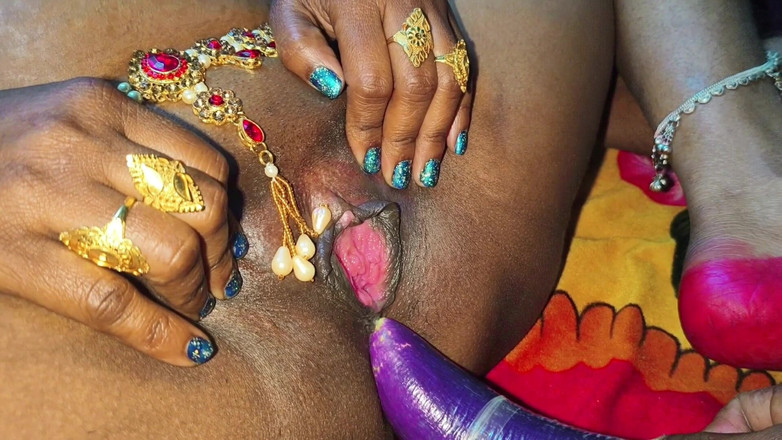 Sumang studio: Когда бенгальская хозяйка пришла просить арендную плату