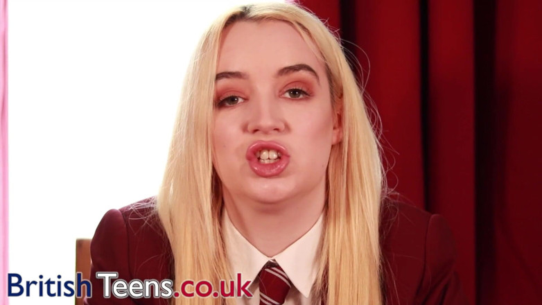 British Teens: 19 yaşındaki İngiliz kız J.O.I