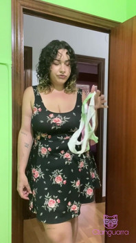 Ei meio-irmão, pare de roubar minha calcinha.