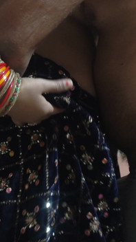 Village Bhabhi Real Love Sex with 18yr Boy! Desi Sex with Clear Audio