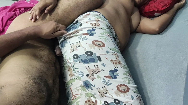 Vaigavarun45: T Shirt and Tracks Hot Sex, Mallu Couple Hot Fuck,...