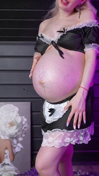 ハウスメイド 何が彼女の上司によって妊娠しているのか 9ヶ月前