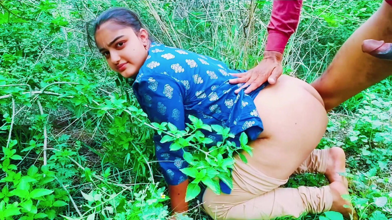 Your_aisha: Indian Village Girl First Time Fuck Her Tight Pussy Outdoor...