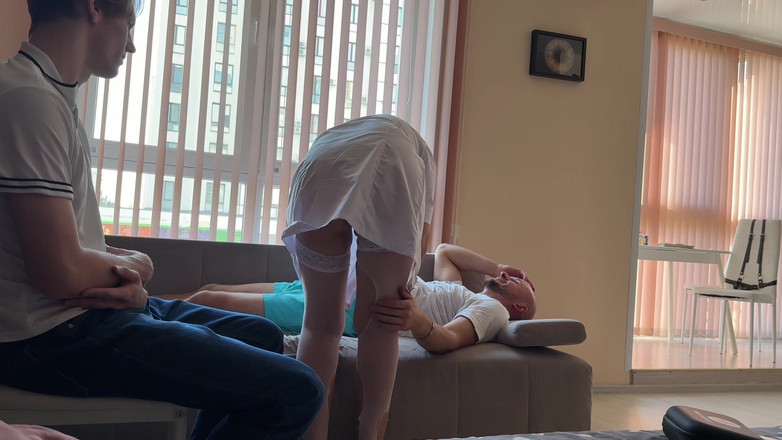 ANGELA_LADY: और डॉक्टर असली नहीं है!!!