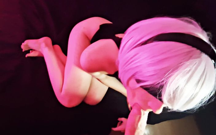 Miss Moons: 2b miluje sání ptáka