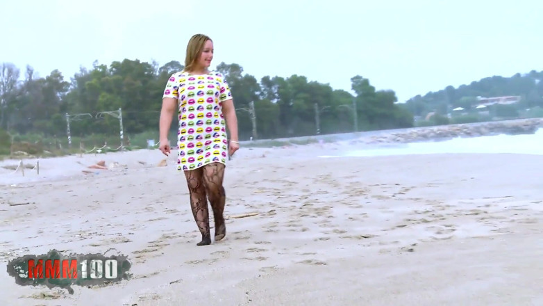 MMM100: Ashley Rider, hiszpańska wycieczka po seksie na plaży