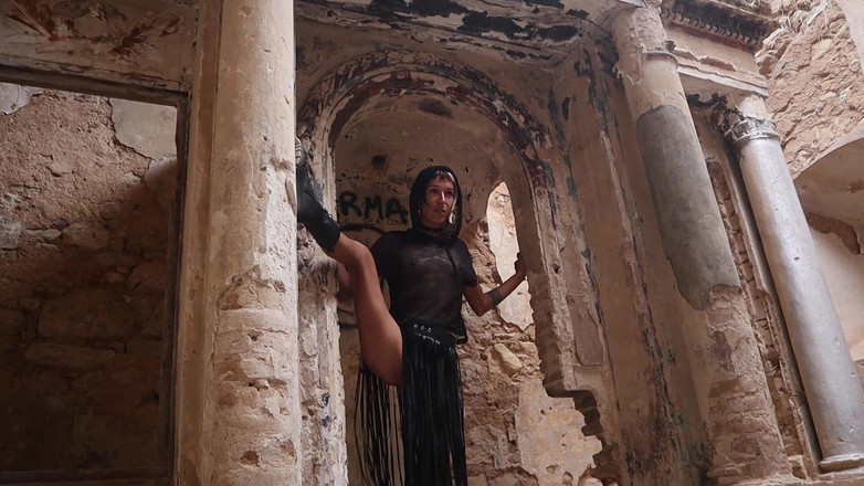 Magia Rosa: E se trovassi qualcosa del genere nei boschi?