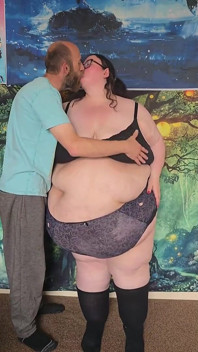 SSBBW spogliata fino all'intimo parte 1