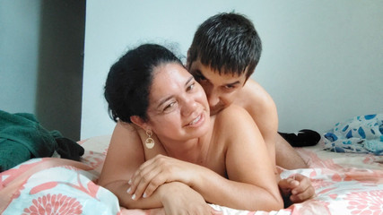 Valkyrieandluigy: mě to prosím tvrdě