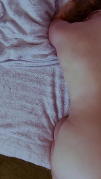 Caliente rubia milf engaña a su marido para una polla árabe circuncidada
