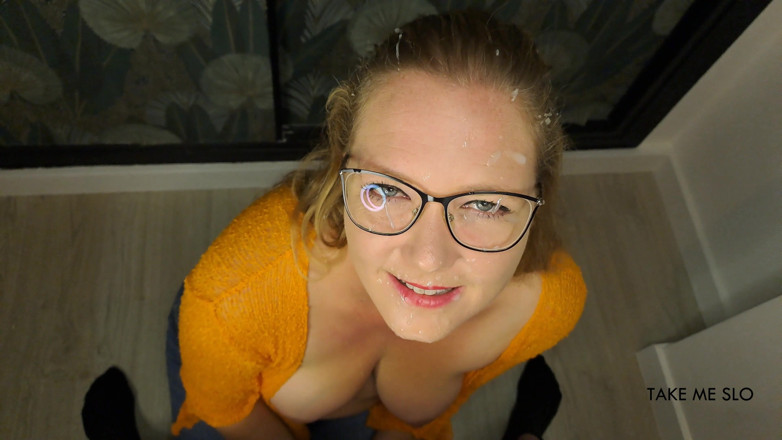 TakeMeSlo: No espero tanto semen - mamada y facial en primer plano