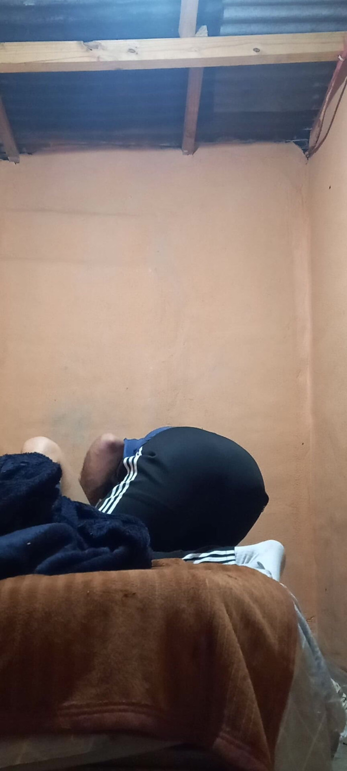 El jefe 2750: Arjantin seks için hapiste üvey erkek kardeşini ziyaret ediyor