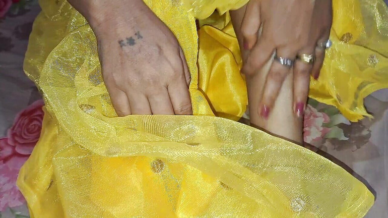 hot suman: Vidéo desi gratuite d’une femme desi qui veut la faire...