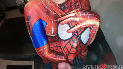 Nylon Xtreme: Pov kamera trojka Natacha a Rose Zentai pavoučí holka
