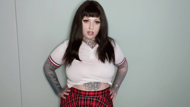 Miss Valentina: College Bully Humiliation