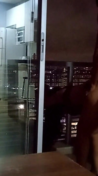 365 dagen anaal - dag 51 seks op het balkon - Accounter Adventures