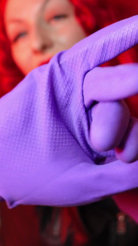 ASMR sounding: kitchen rubber gloves fetish