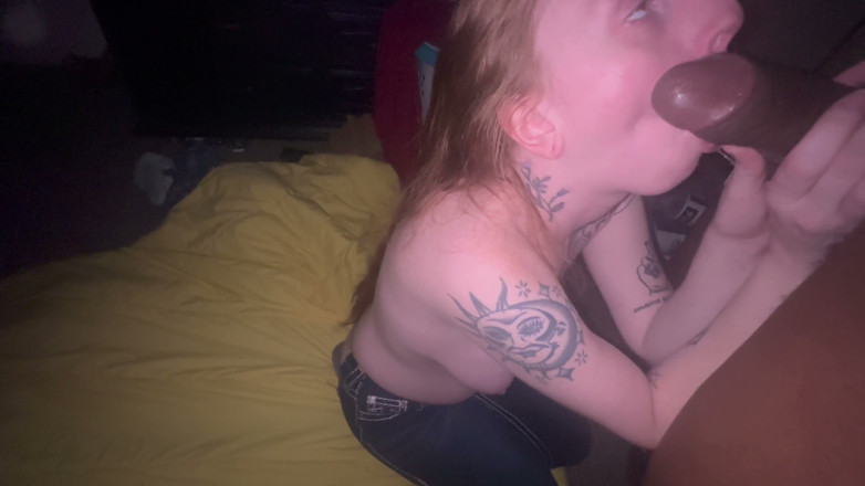 Mariecream: Huge PAWG Ass Gets Gaped Loud Pussy Farts