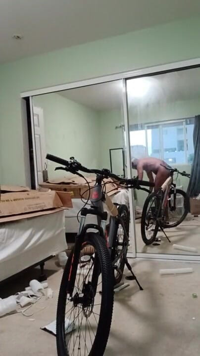 Kennie Jai: Nude Bike Construction
