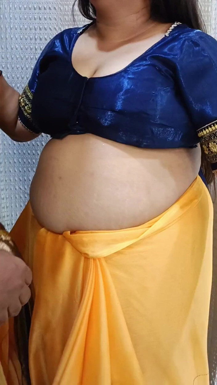 Catchybusty: Me saturé el sari bhabhi de forma premeditada